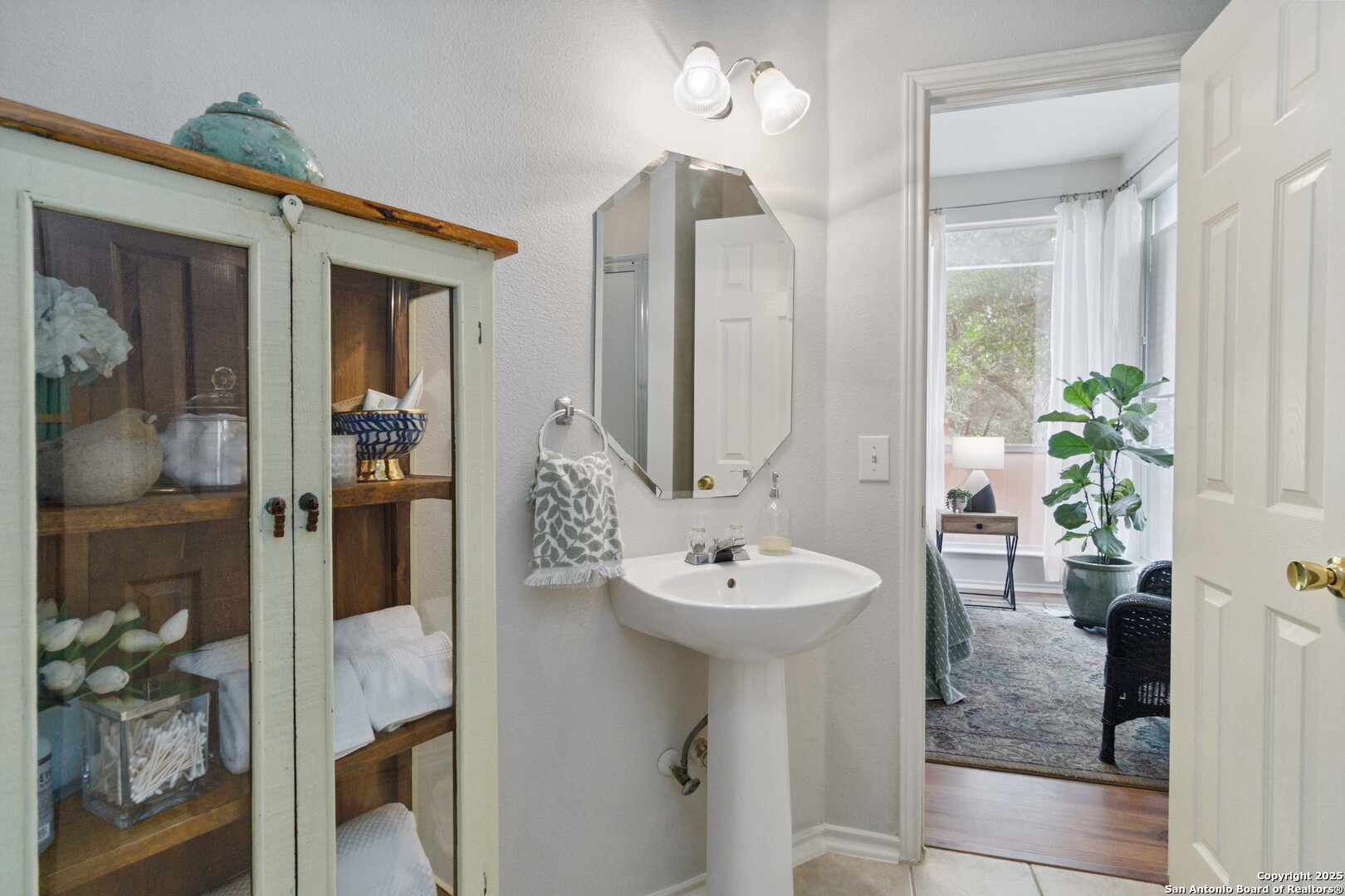 12806 Vista Haven