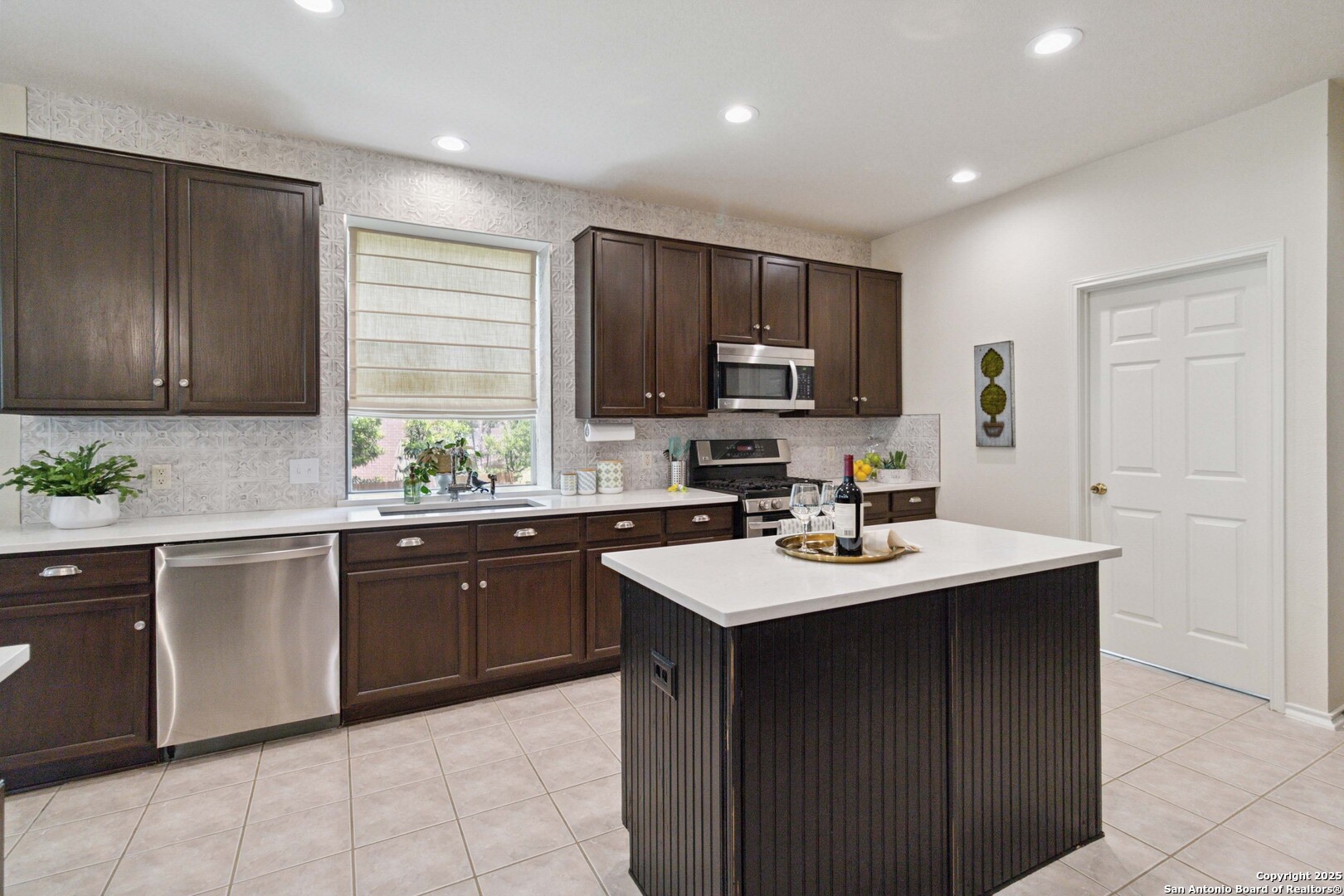 12806 Vista Haven