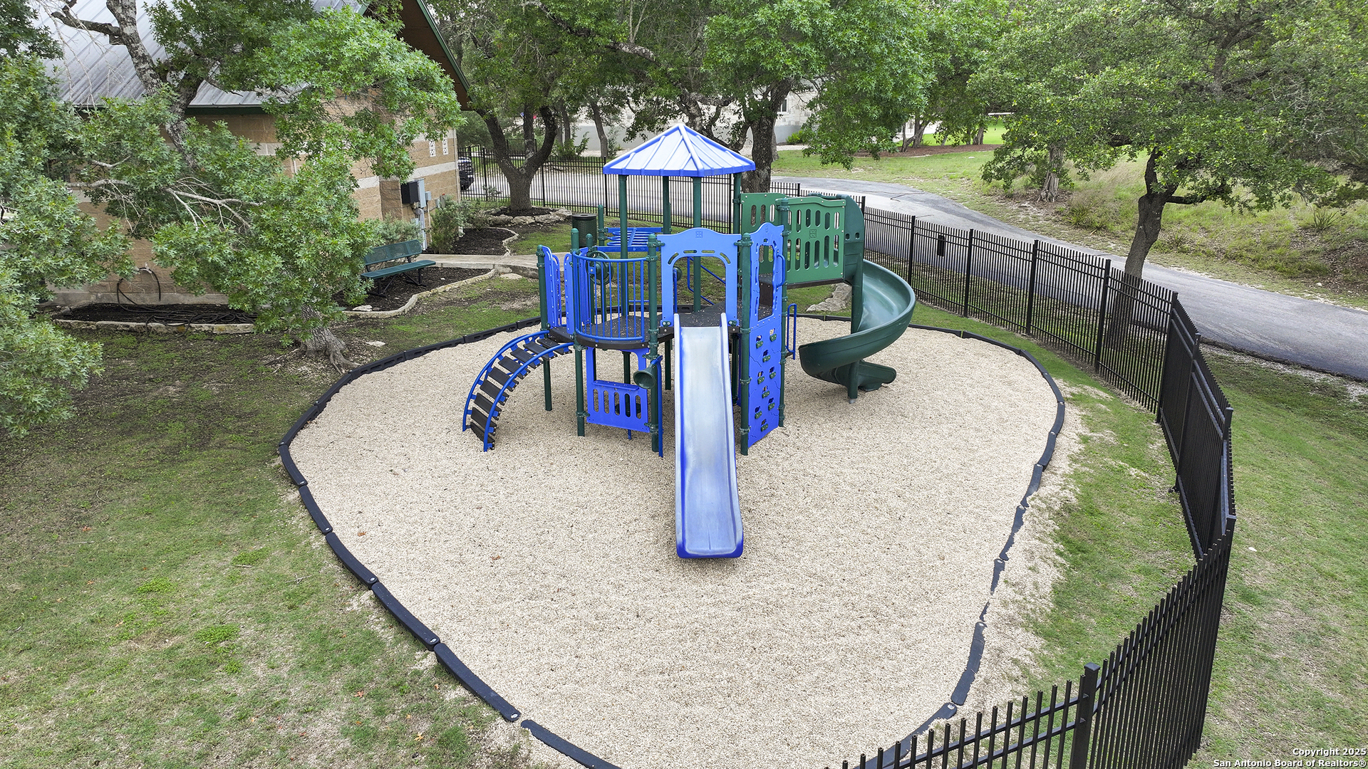 734 Panorama Point