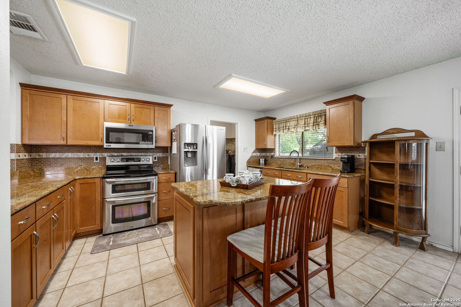 8810 Sebec Cir