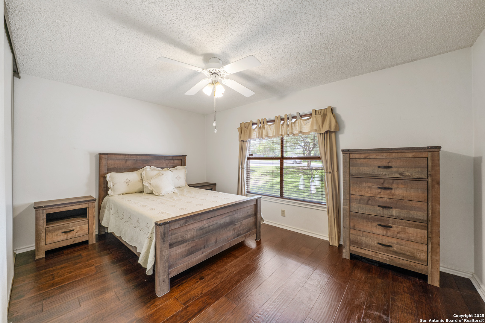 8810 Sebec Cir