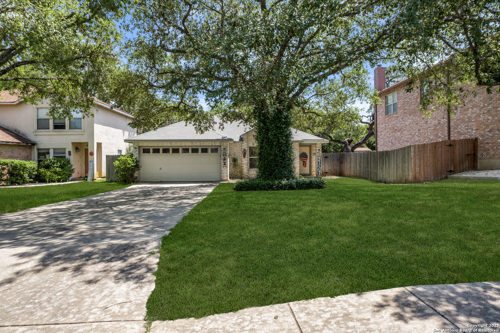 8810 Sebec Cir