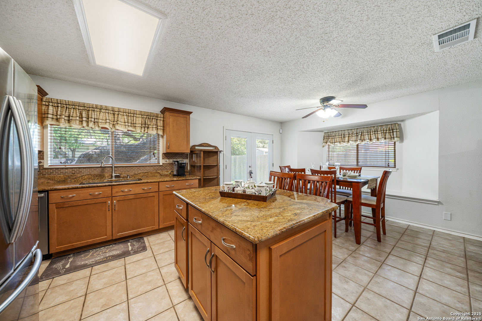 8810 Sebec Cir