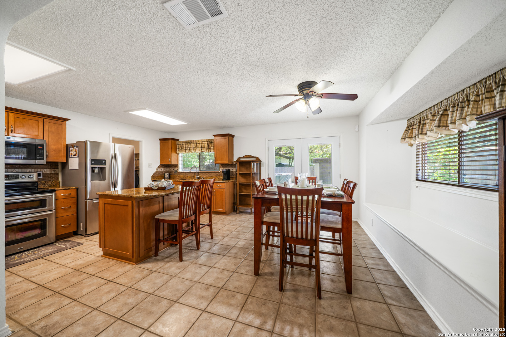 8810 Sebec Cir