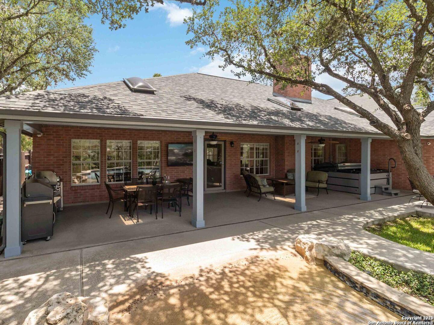 17422 Sapphire Rim Dr