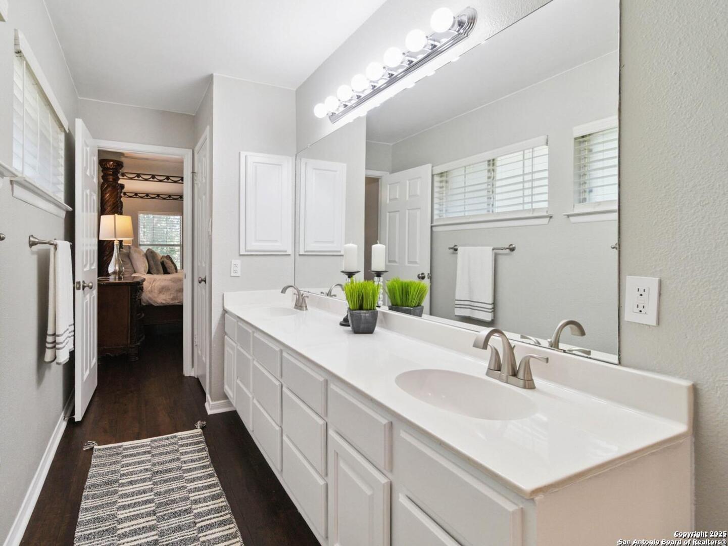 17422 Sapphire Rim Dr
