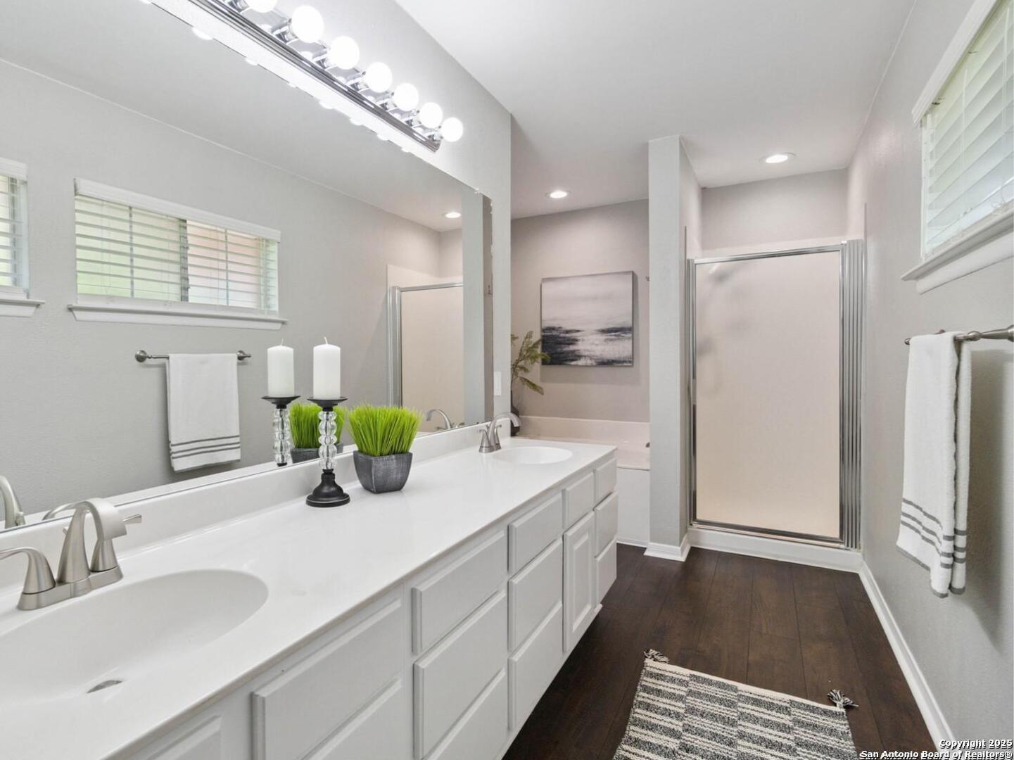 17422 Sapphire Rim Dr