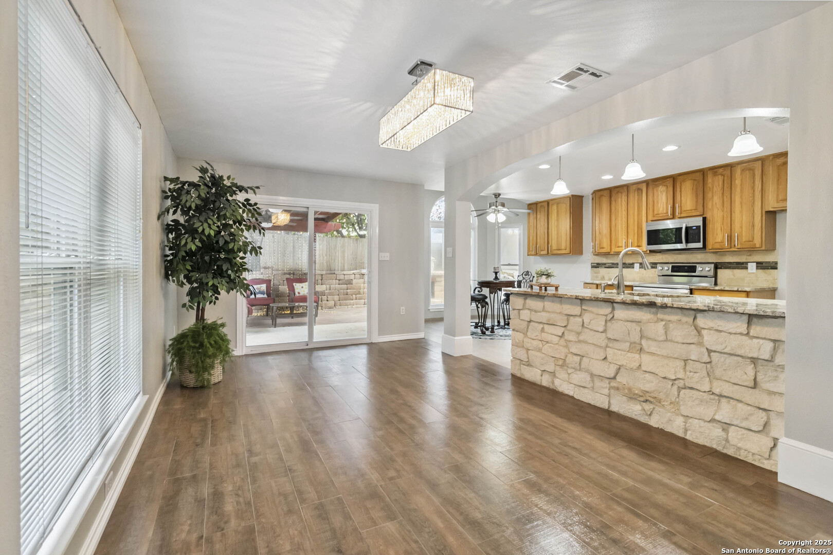2652 Poplar Grove