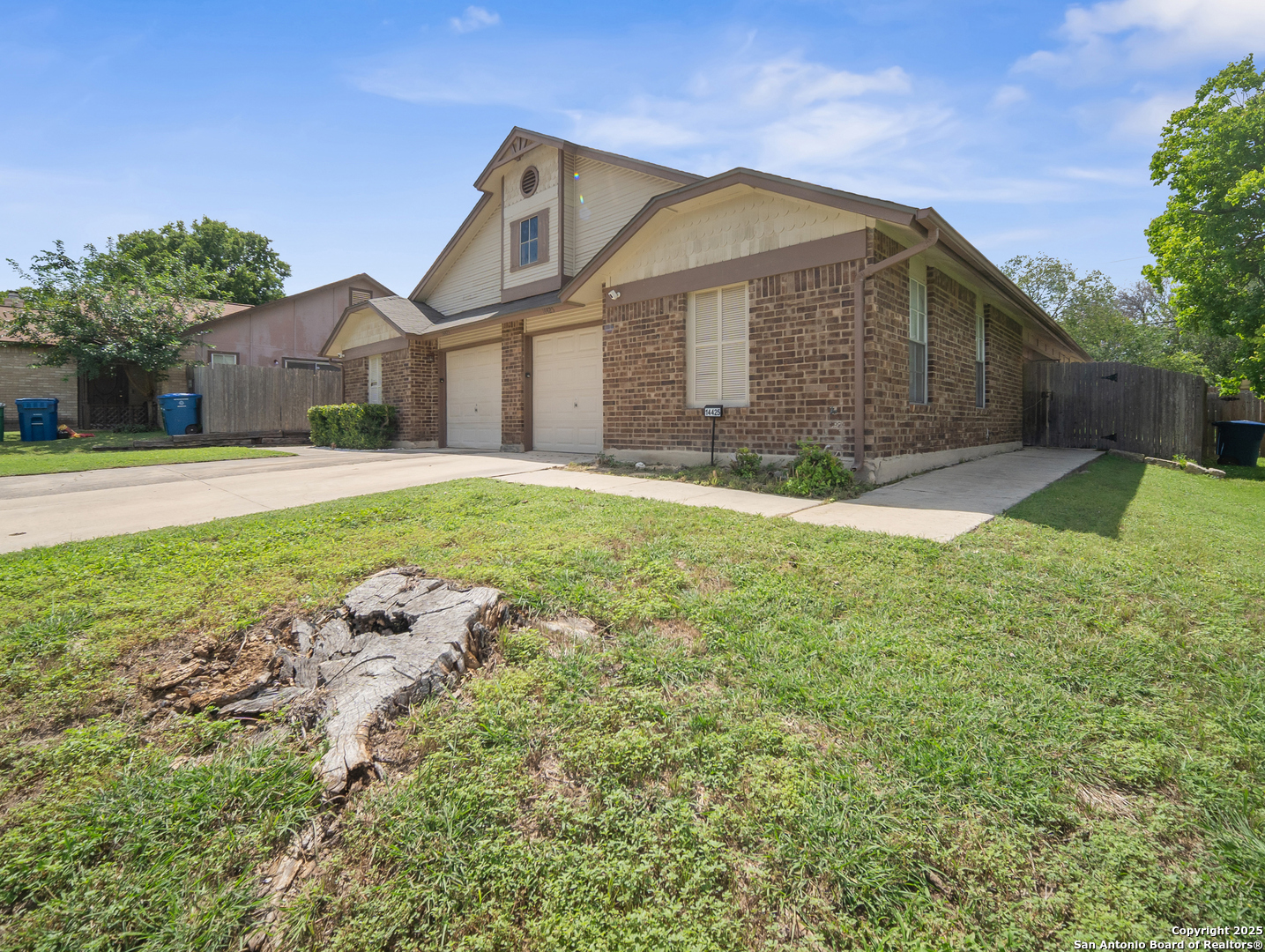 14423 Edgemont