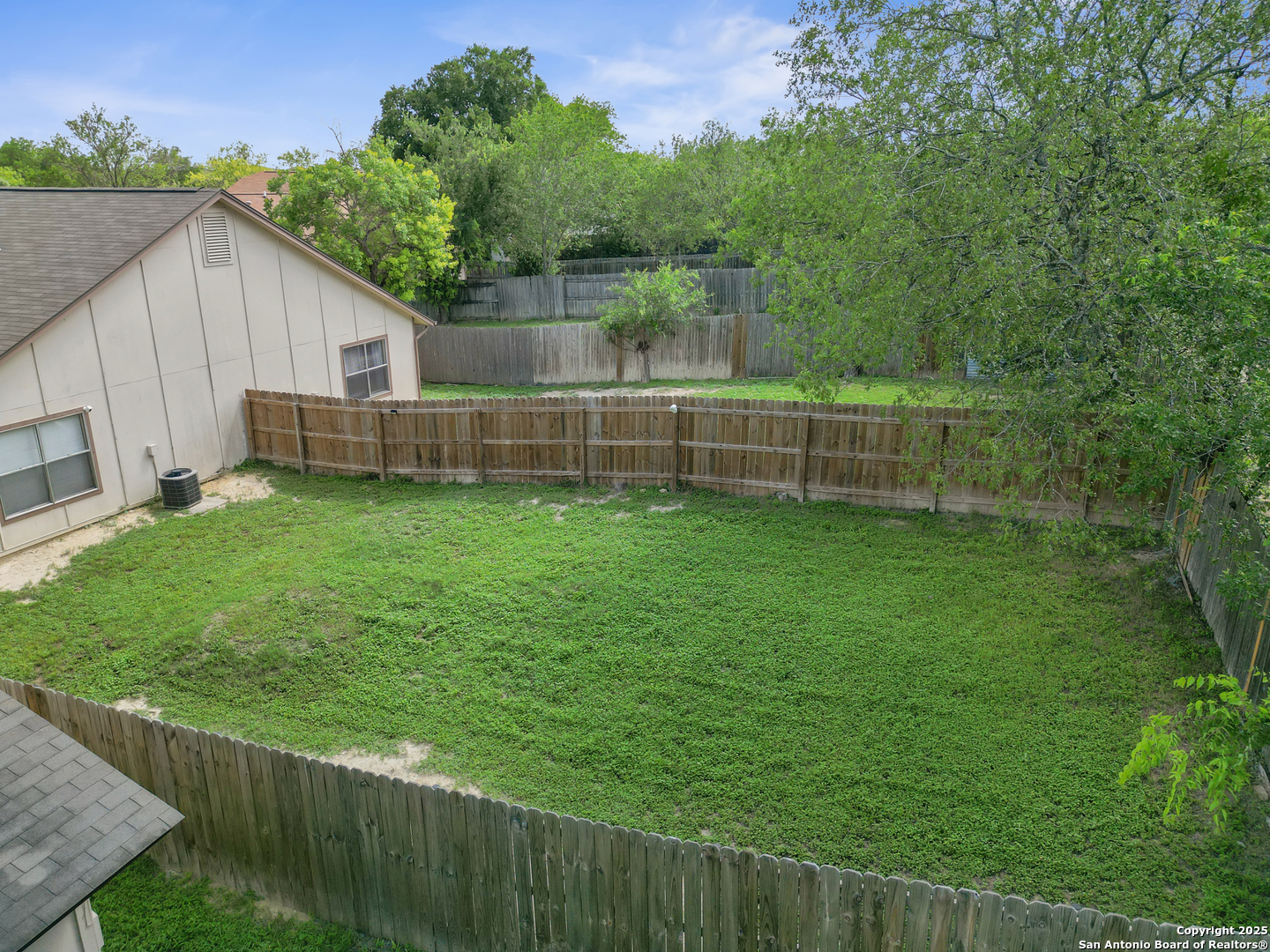 14423 Edgemont