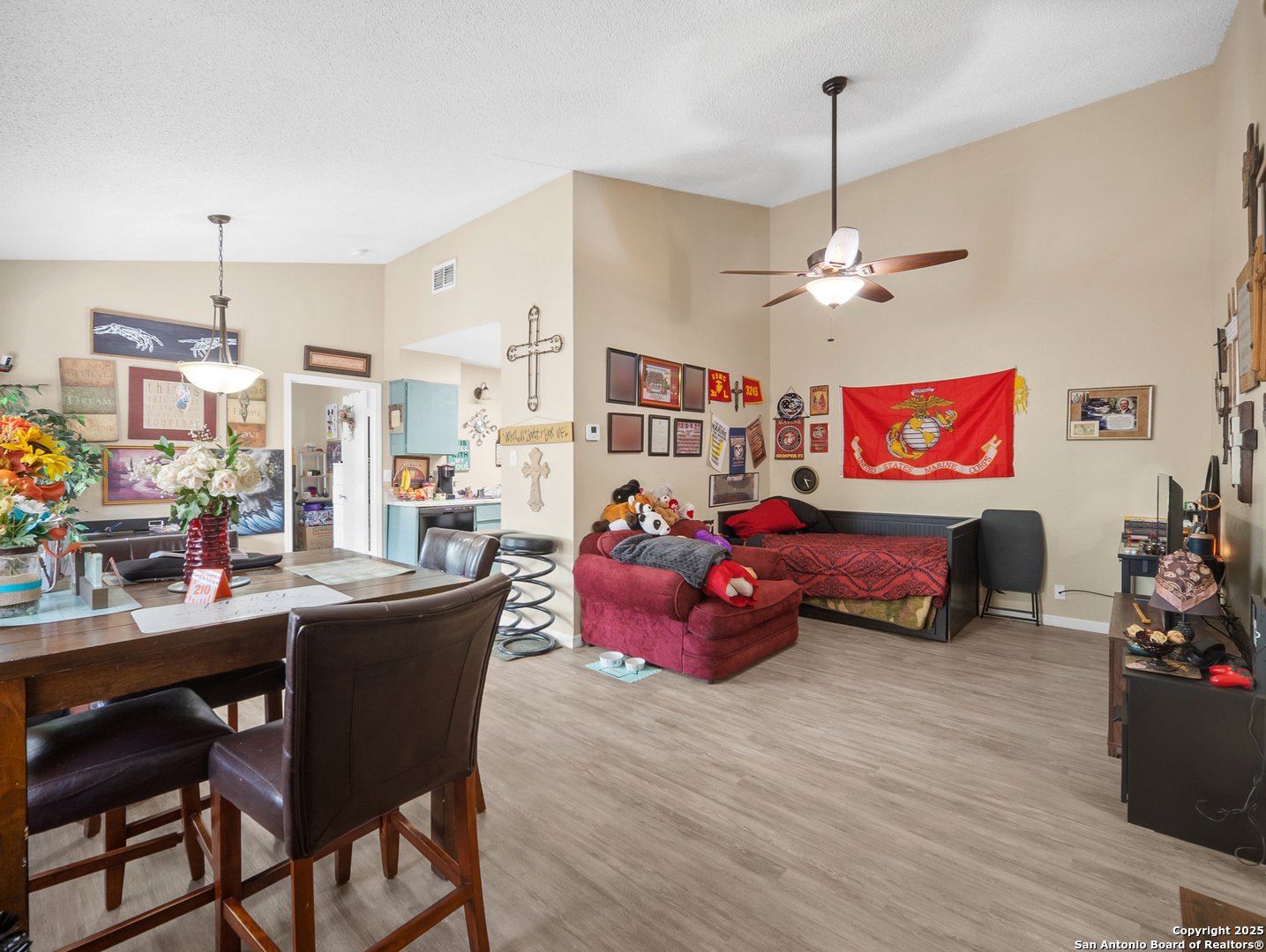 14423 Edgemont