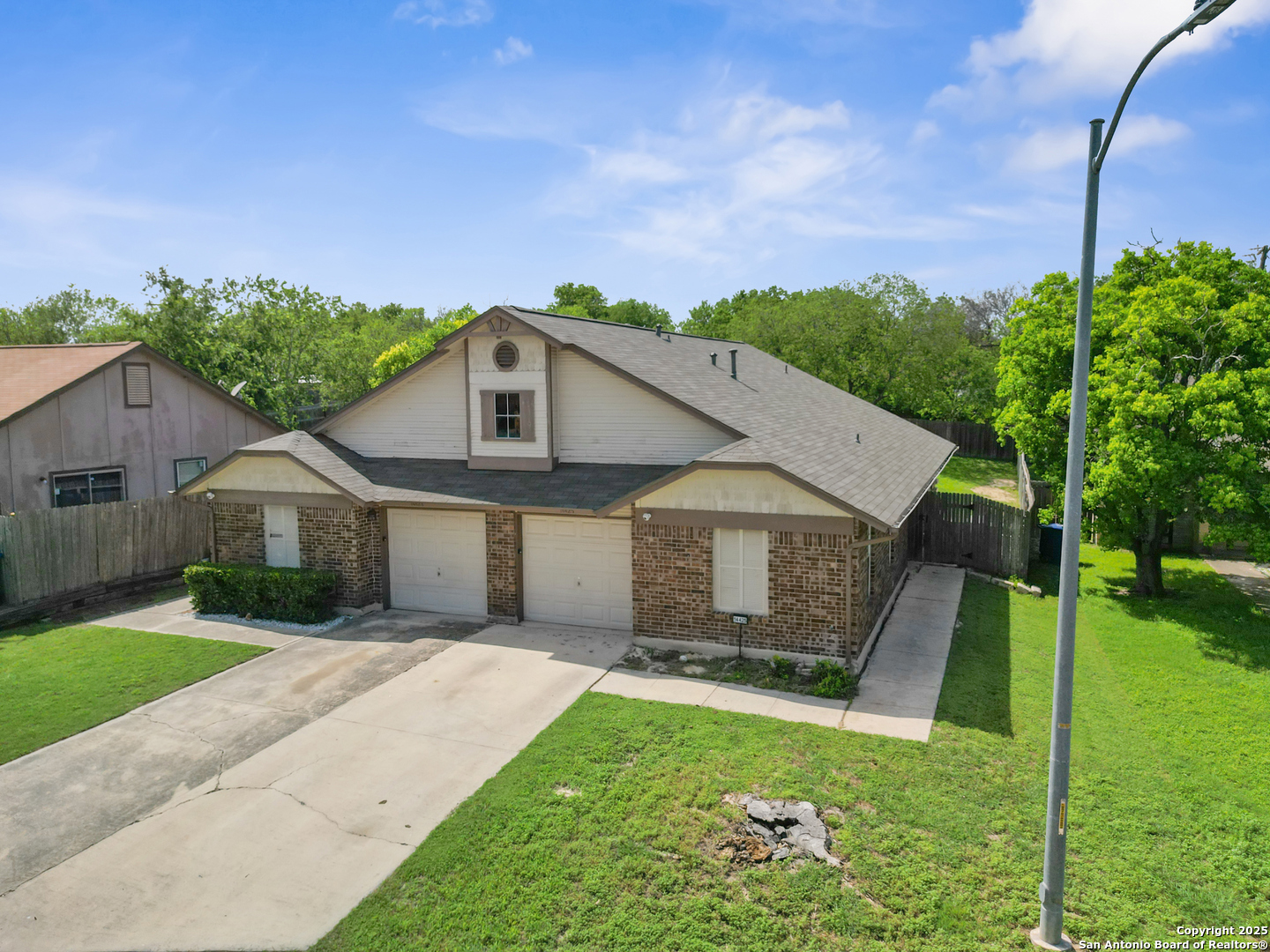 14423 Edgemont