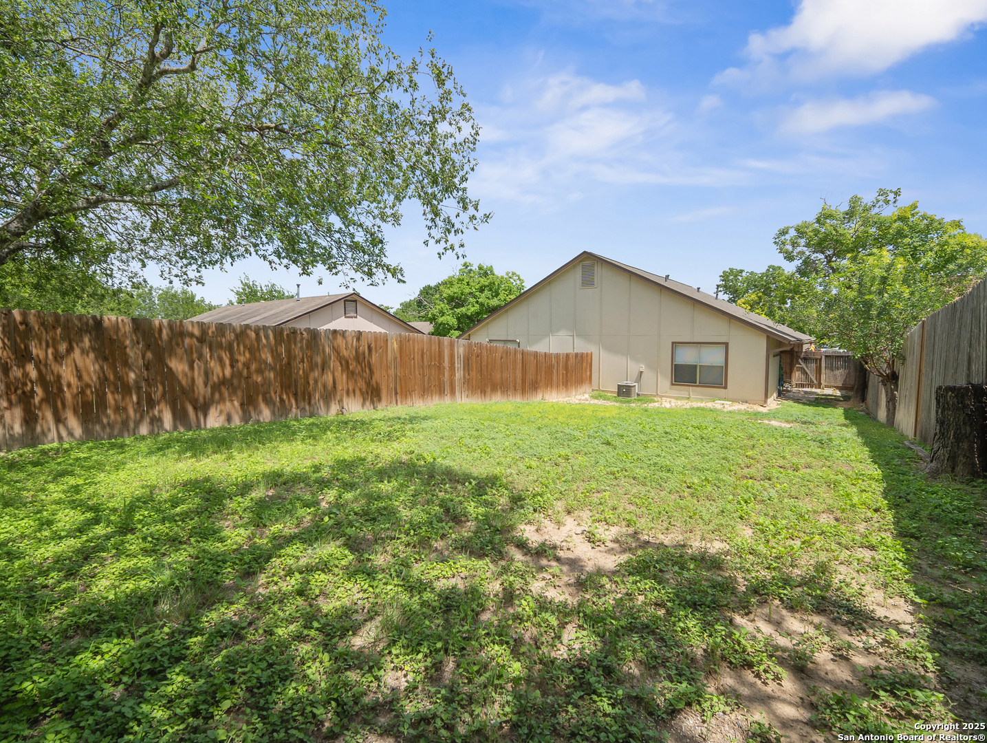 14423 Edgemont