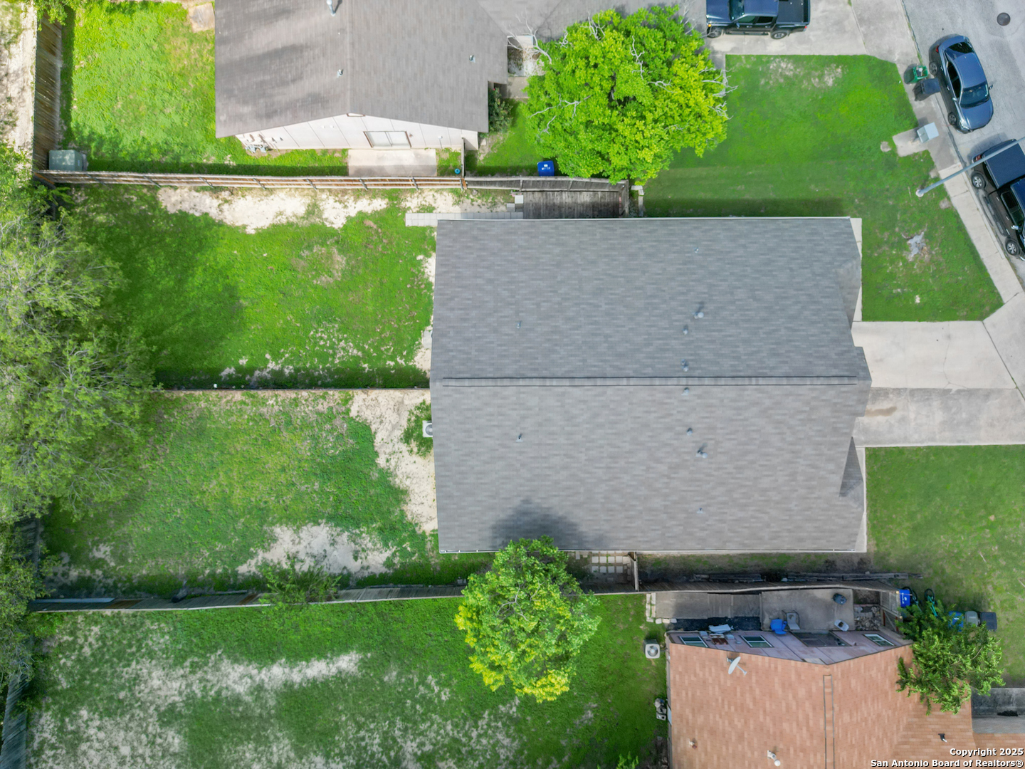 14423 Edgemont