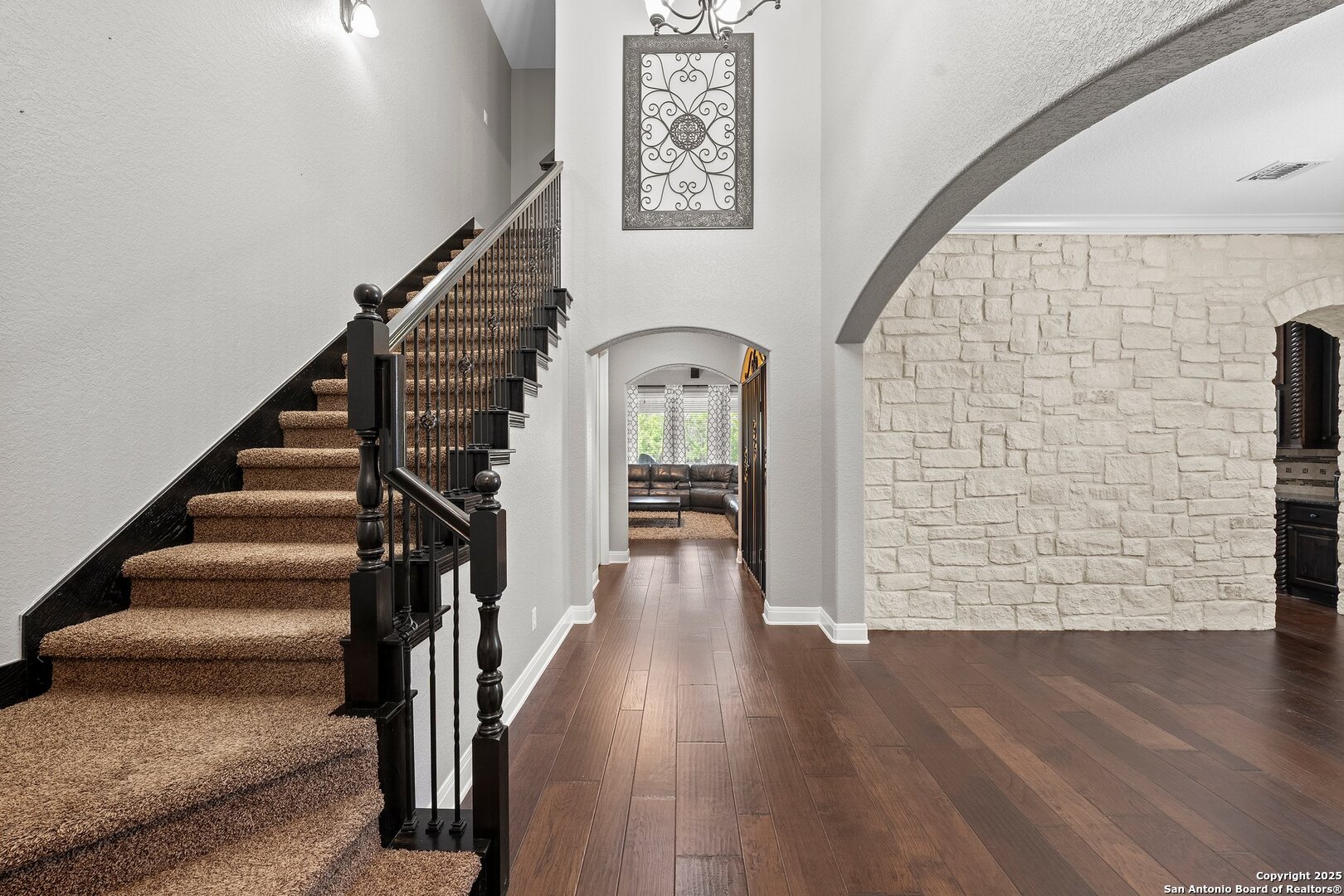 3343 Yukon Straight