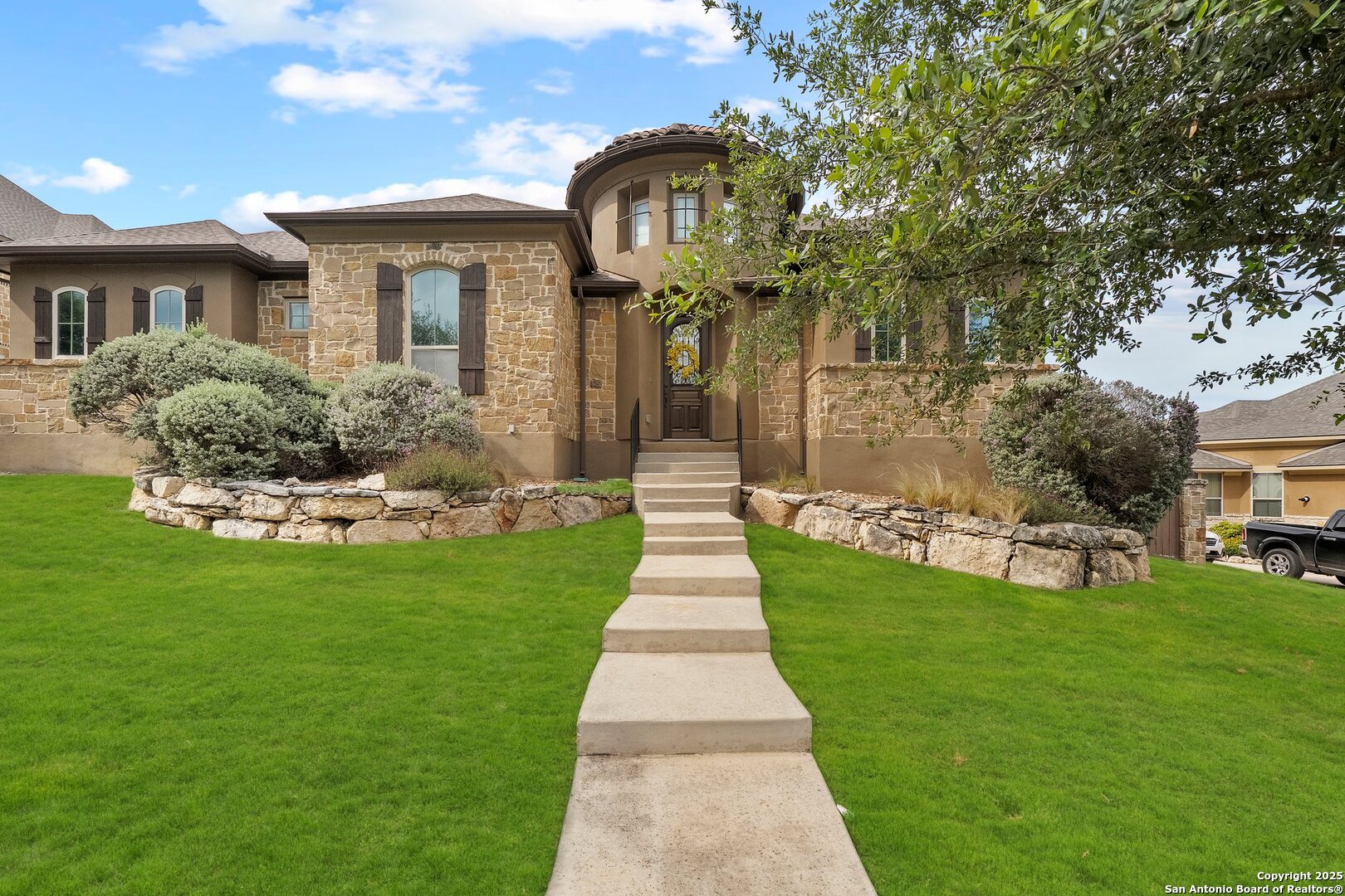 3343 Yukon Straight