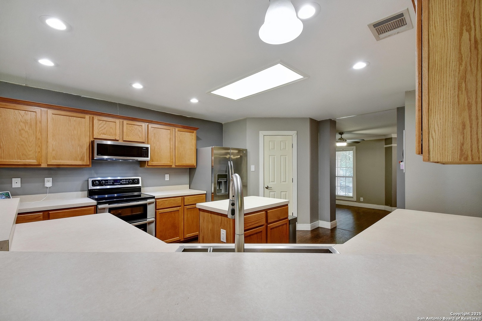 7311 Carriage Ln