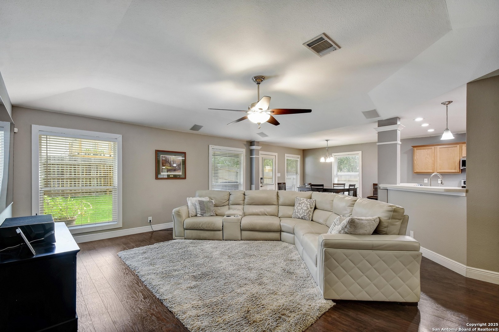 7311 Carriage Ln