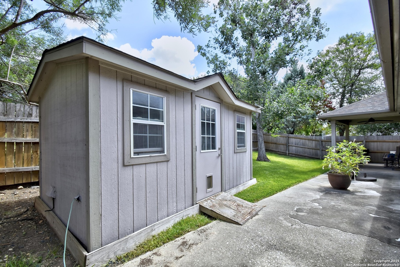 7311 Carriage Ln