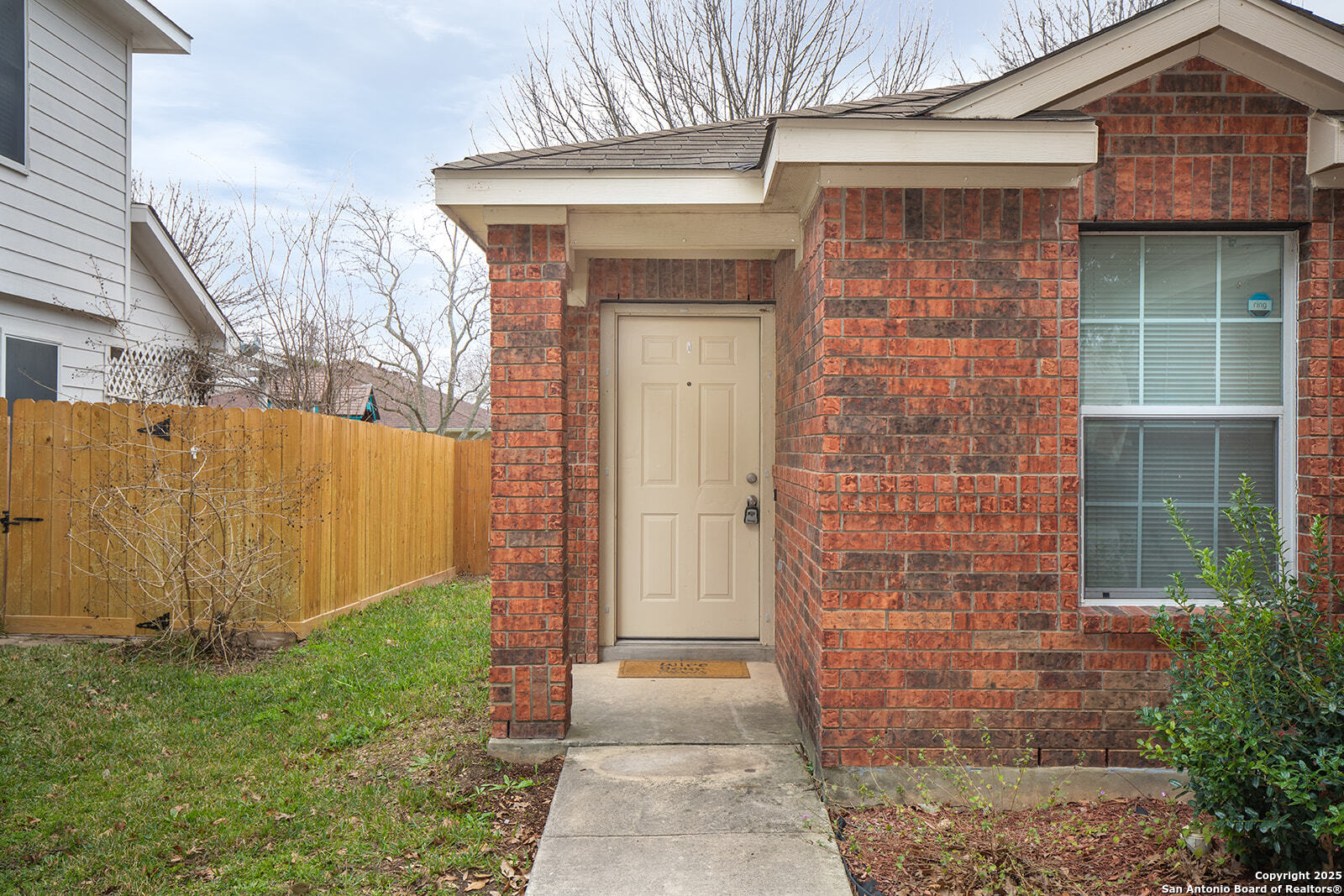 317 LONGHORN WAY