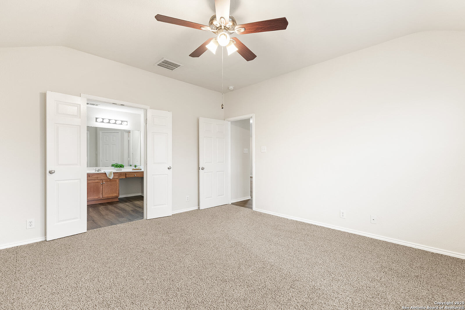 317 LONGHORN WAY