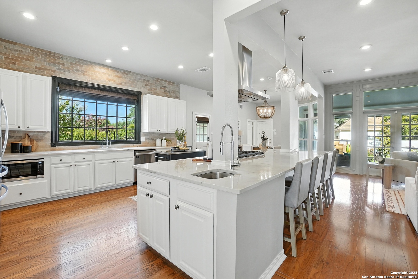 5 Sherborne Ln