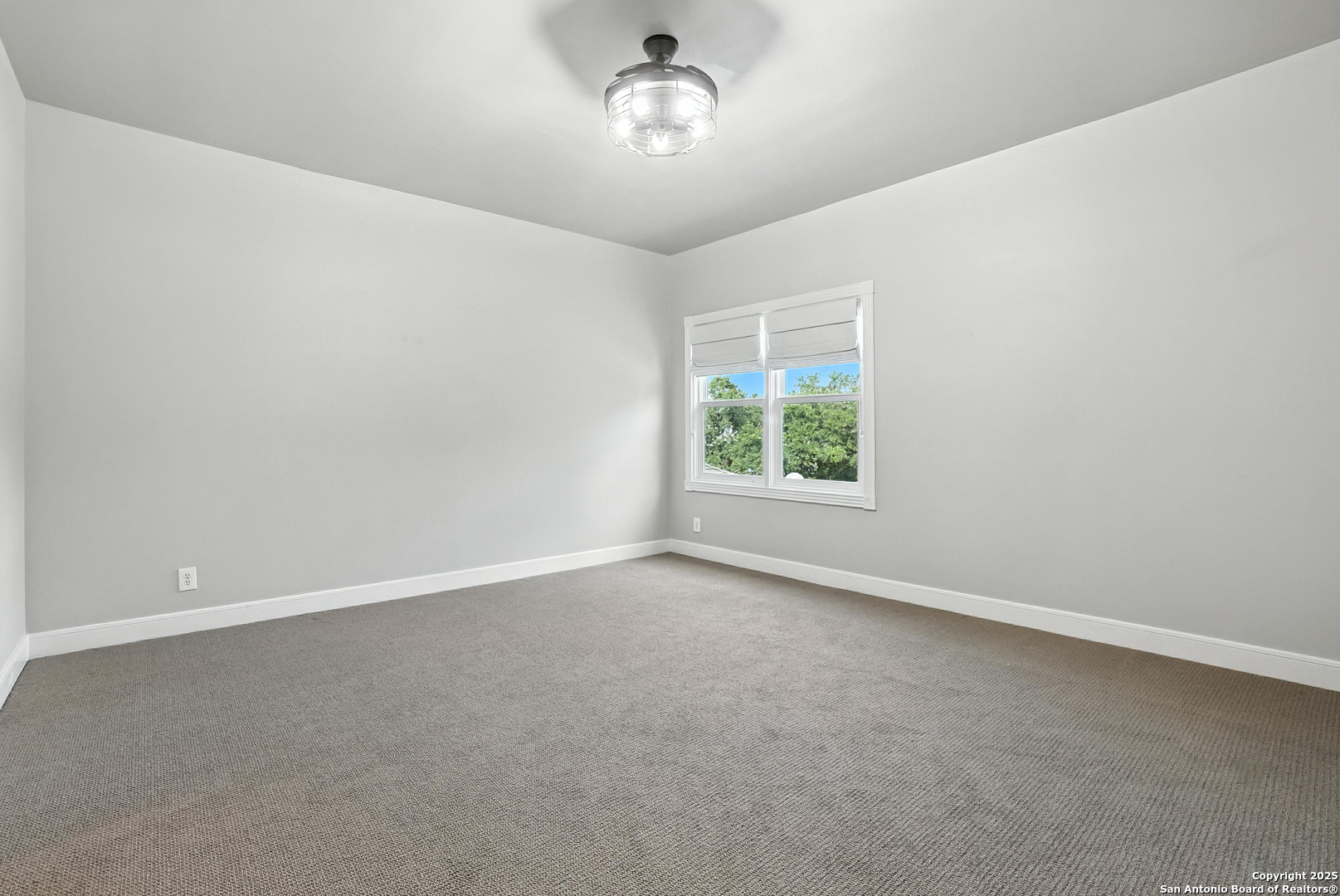 5 Sherborne Ln
