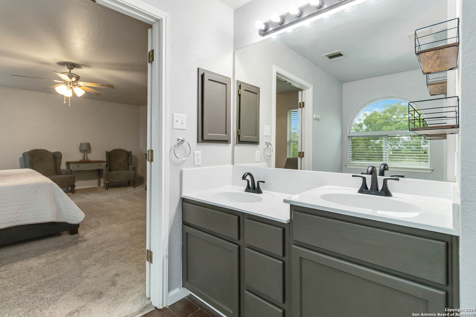 439 Bobcat Hollow