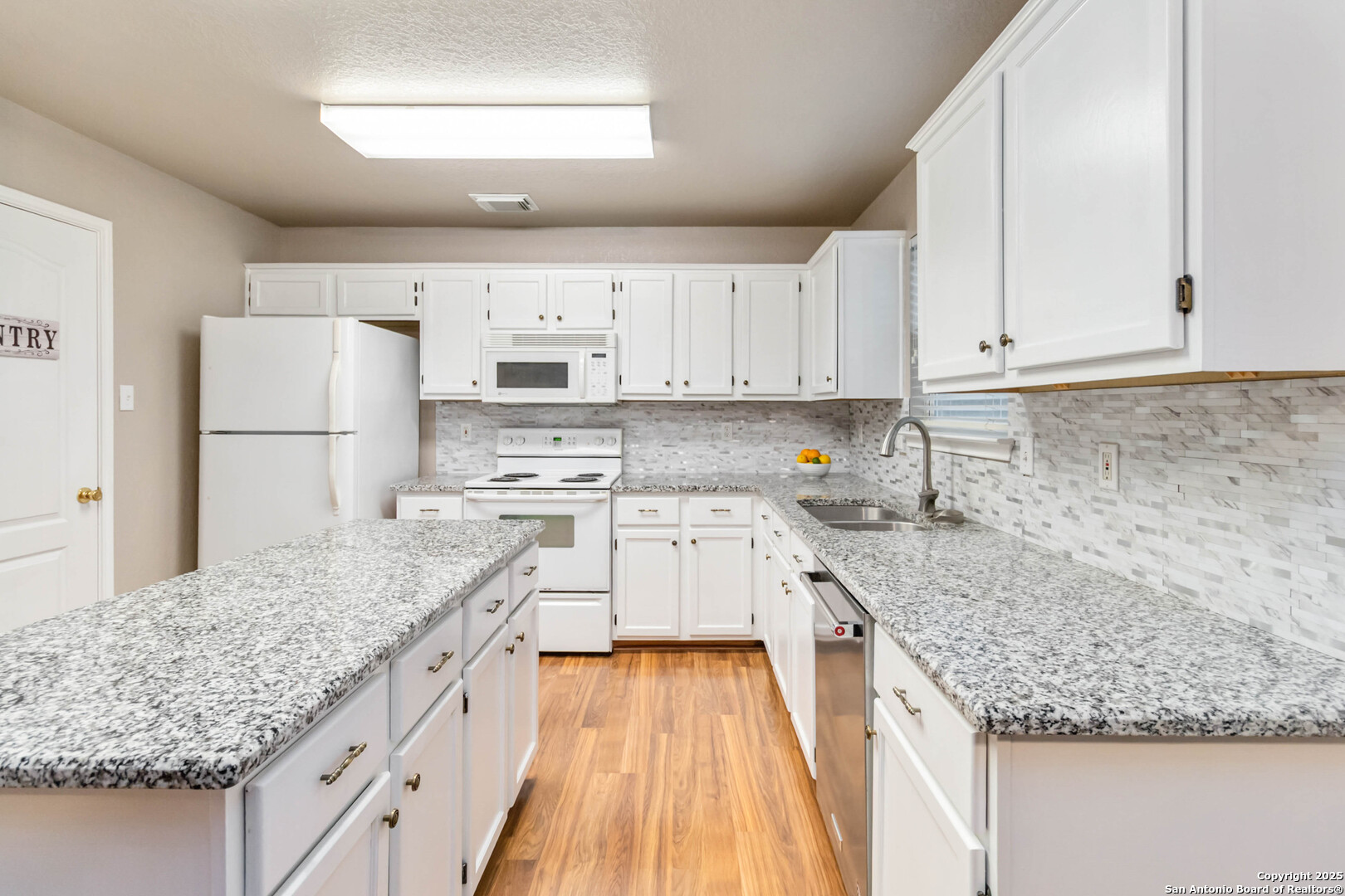439 Bobcat Hollow