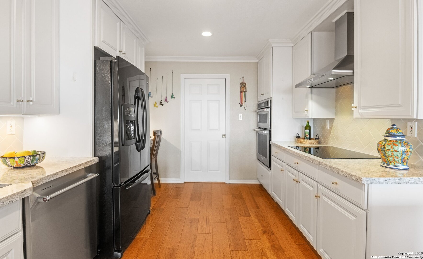 4270 Ocean Drive Unit: 11