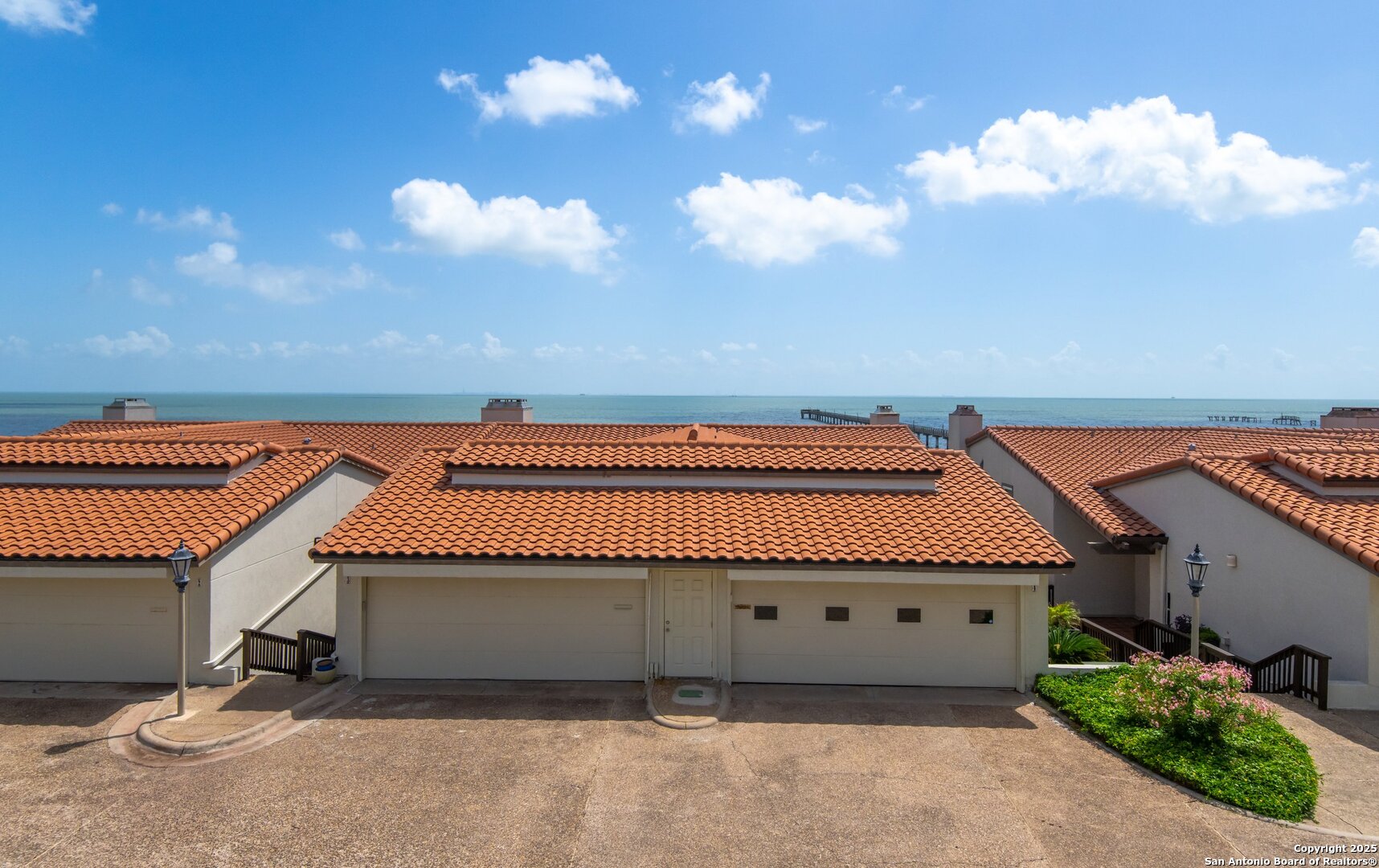 4270 Ocean Drive Unit: 11