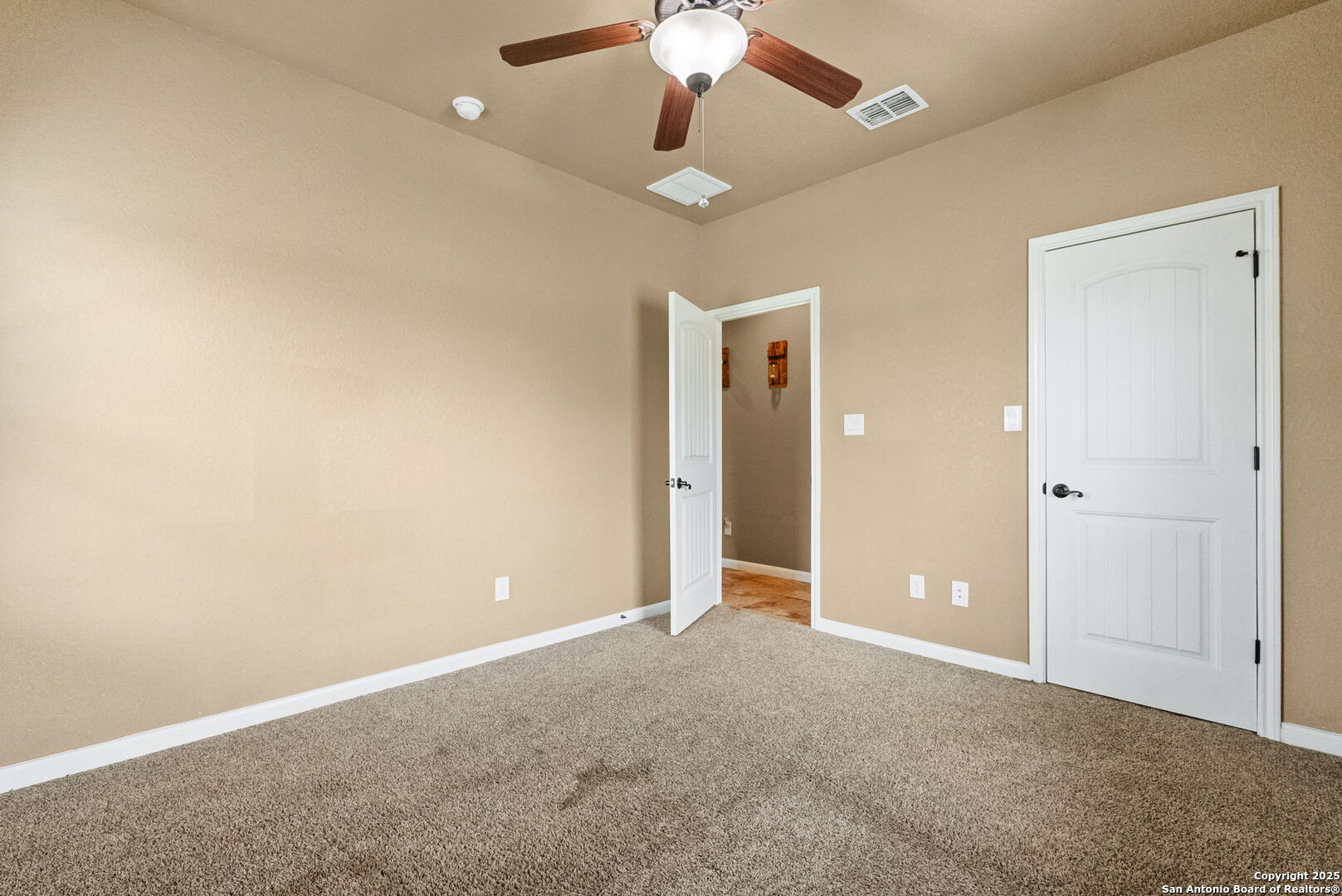 800 County Road 467