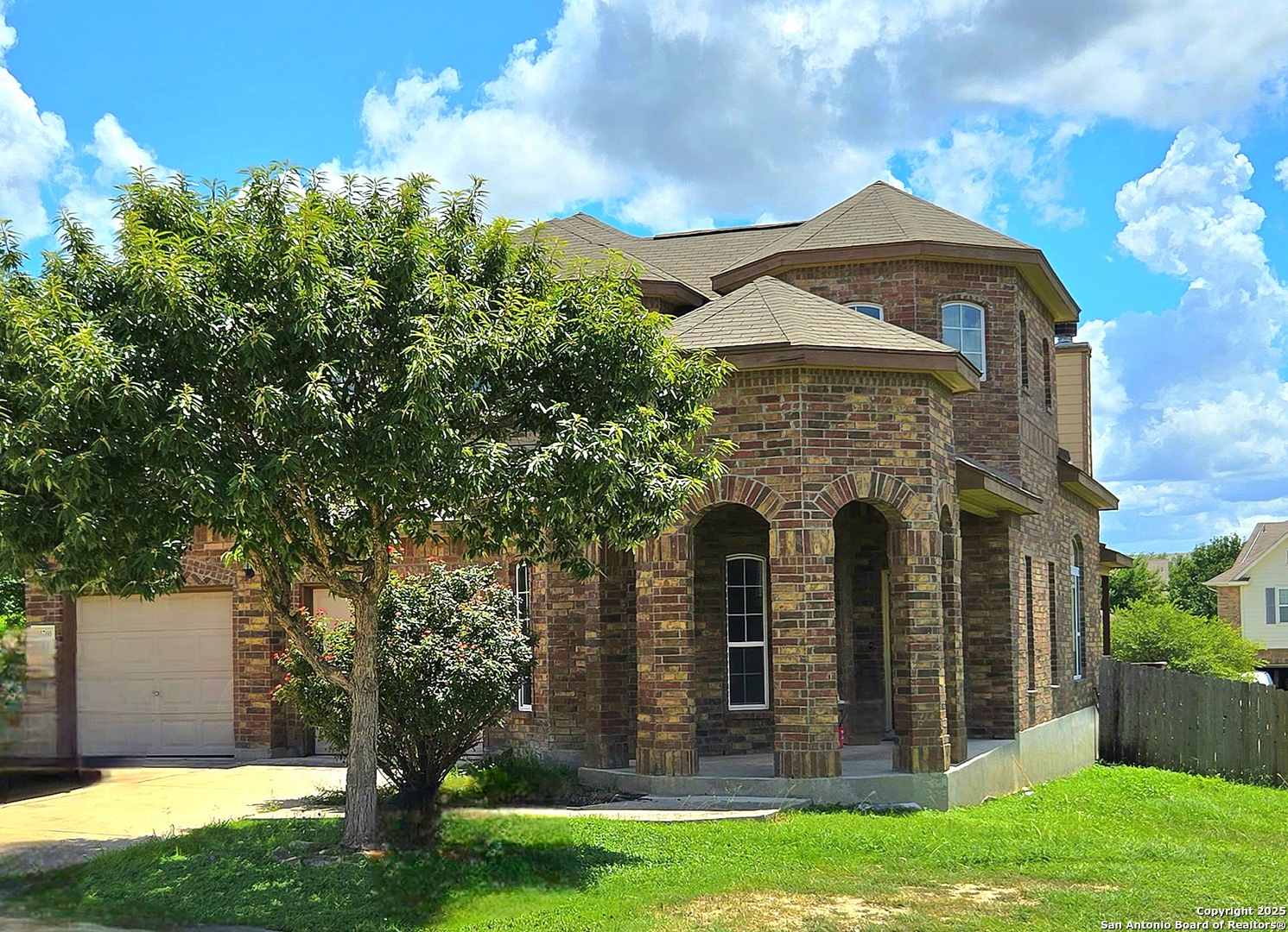 13700 Trailside Ln