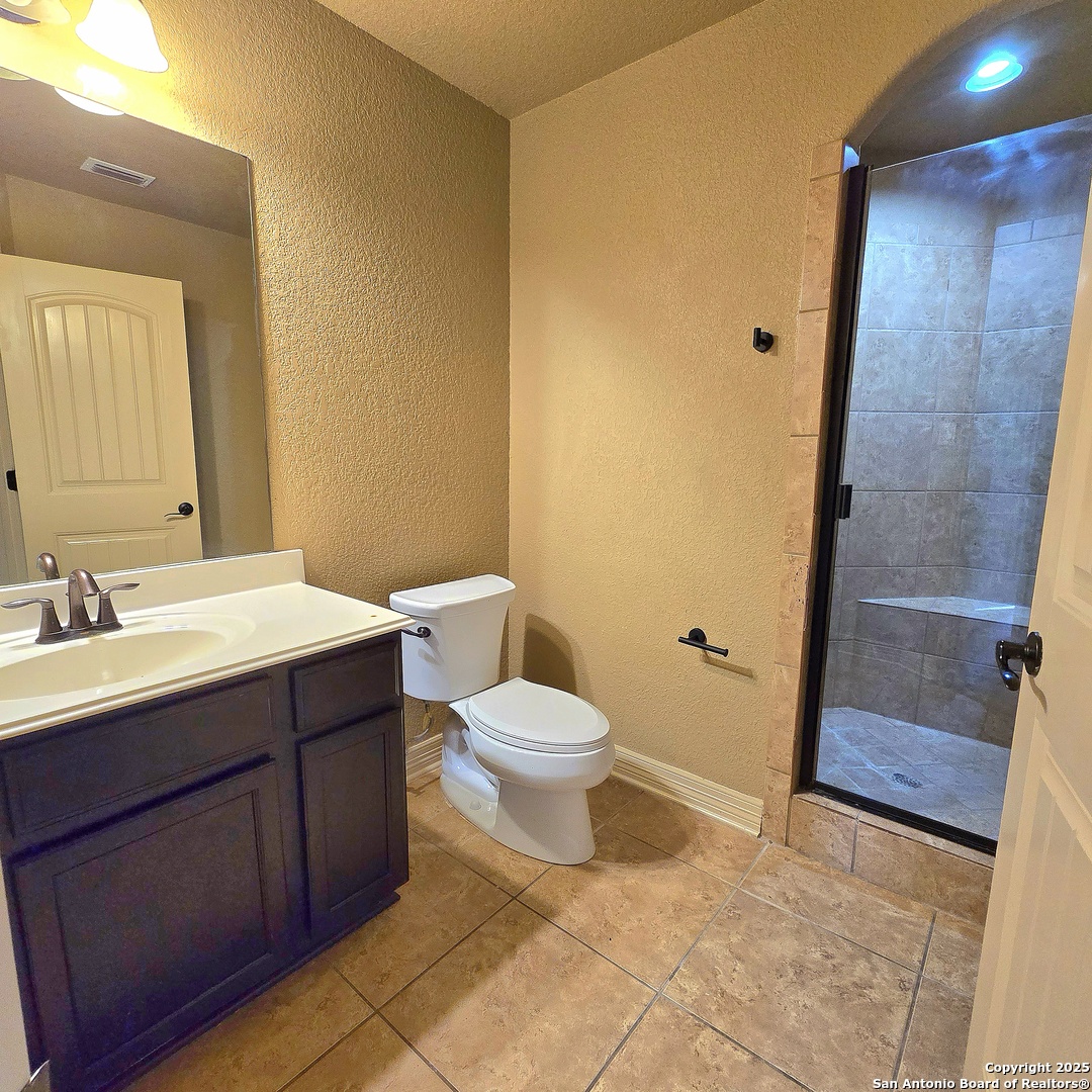 13700 Trailside Ln