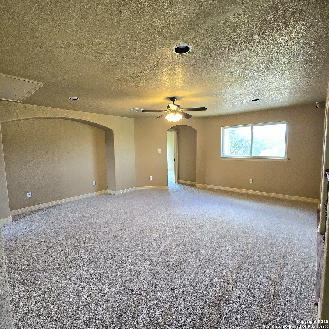 13700 Trailside Ln