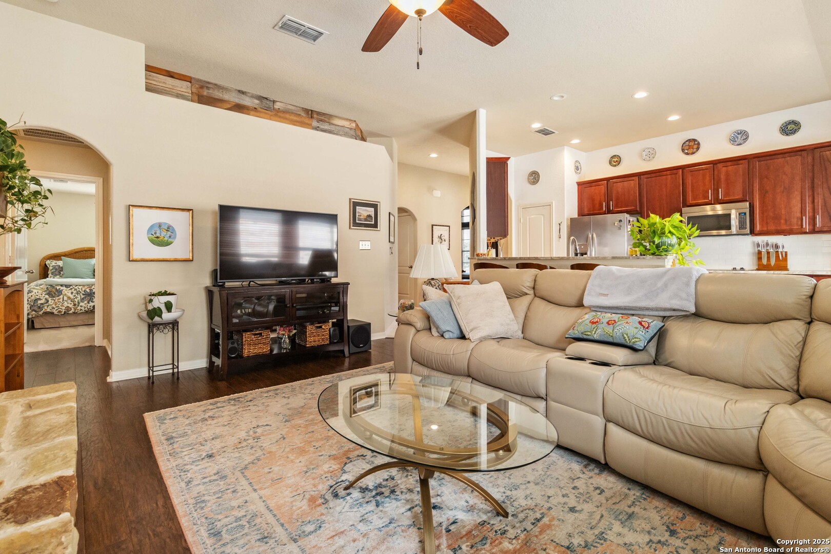 5618 Thunder Oaks
