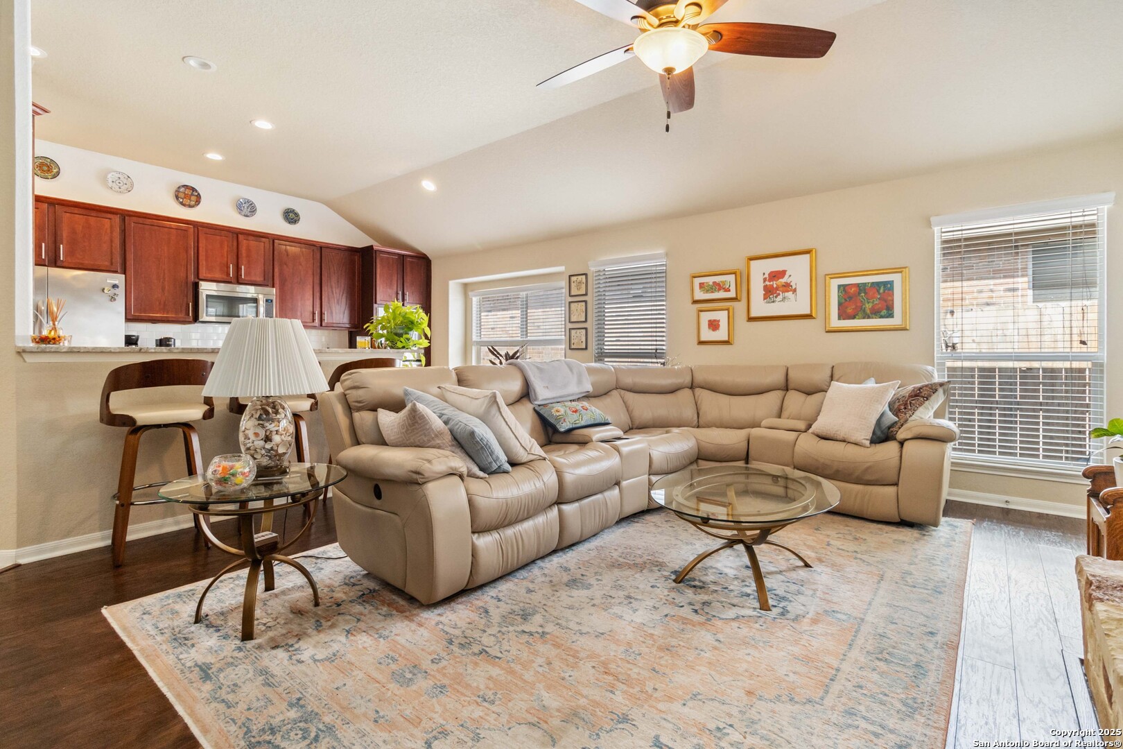 5618 Thunder Oaks