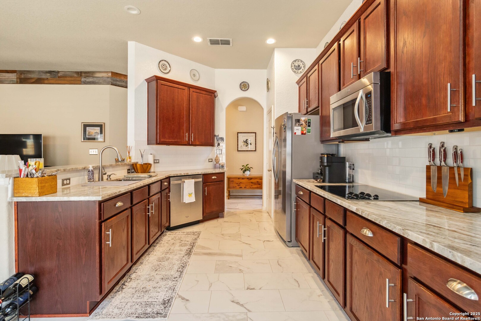 5618 Thunder Oaks