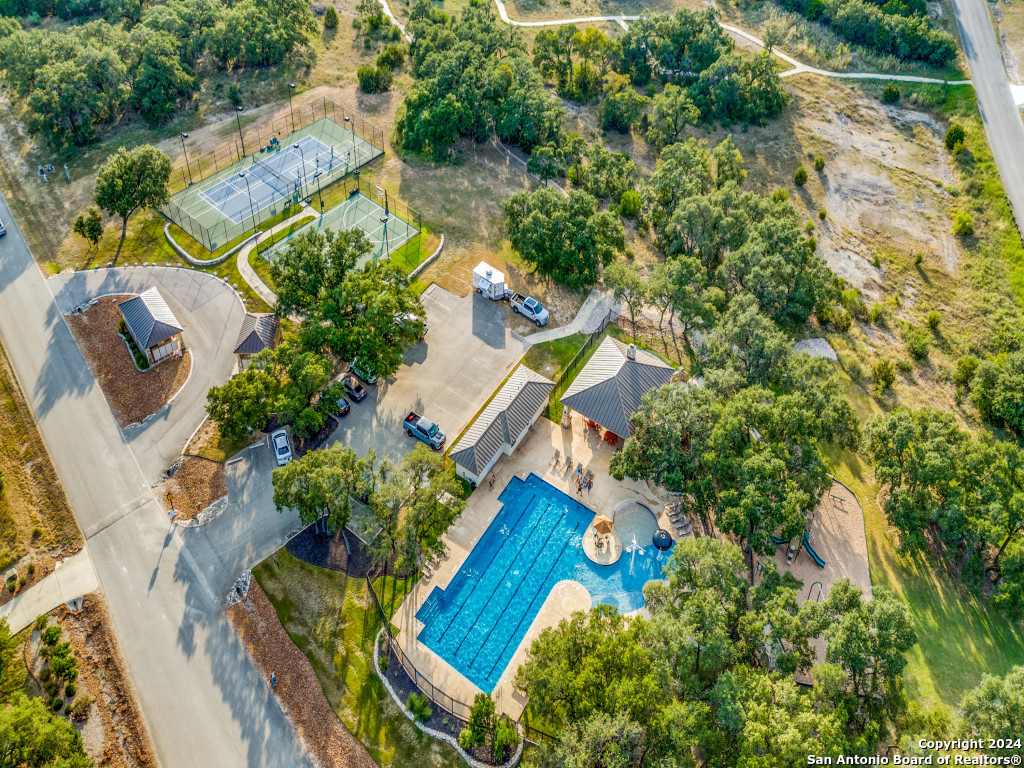 5604 Copper Creek