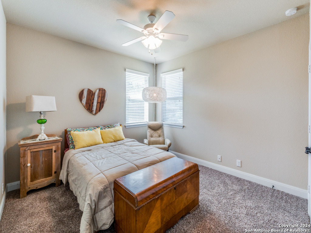 5604 Copper Creek