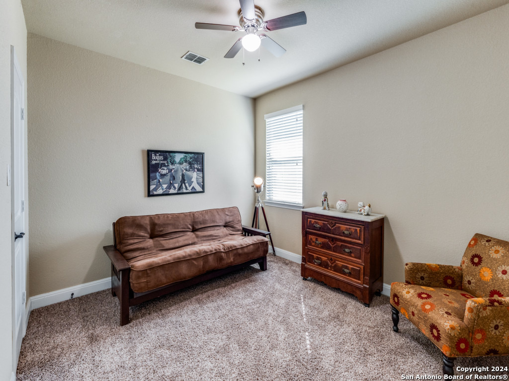 5604 Copper Creek