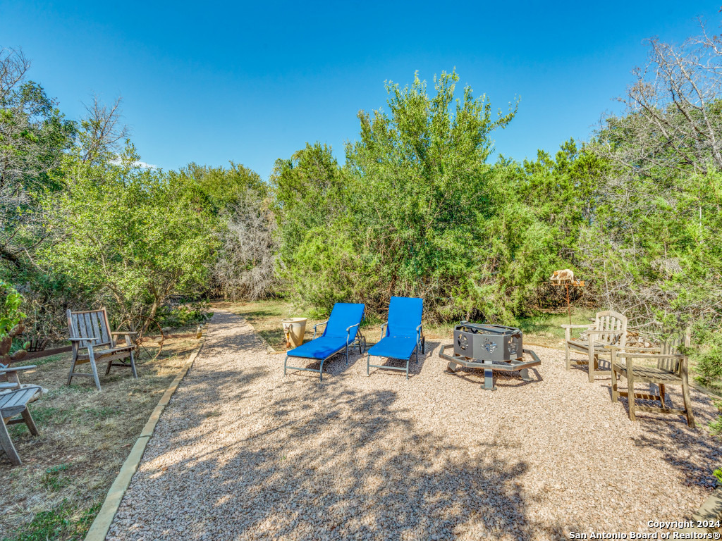5604 Copper Creek