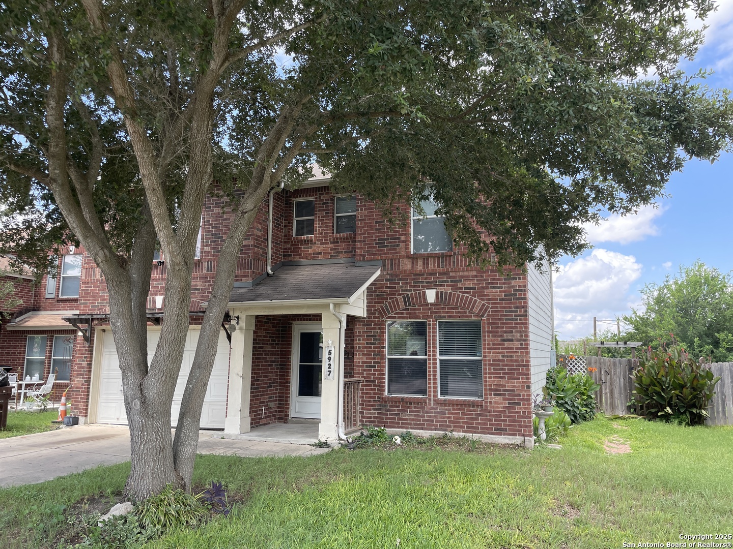 5927 Ironmill