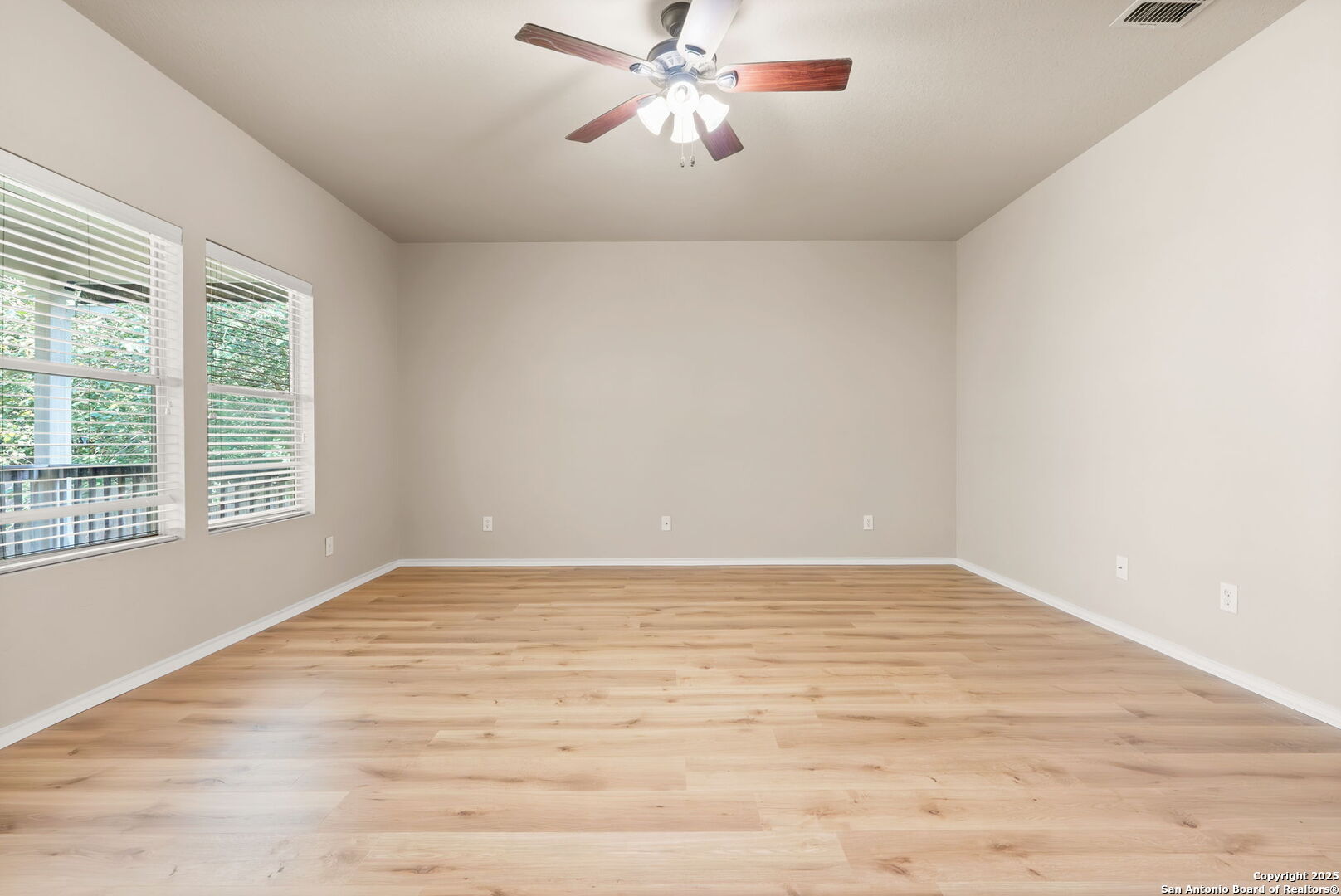 1150 Kite Corner