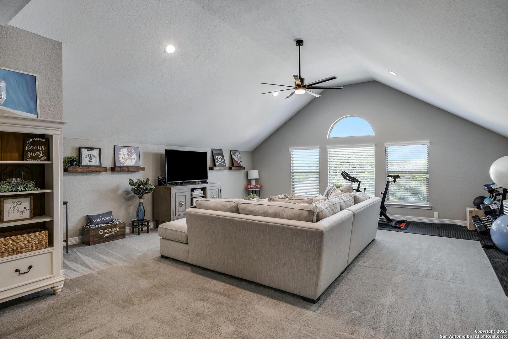 710 Rio Springs