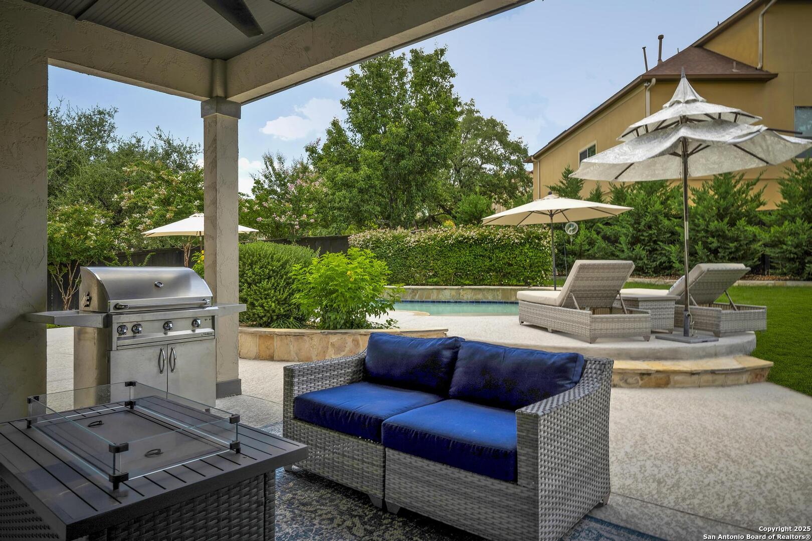 710 Rio Springs