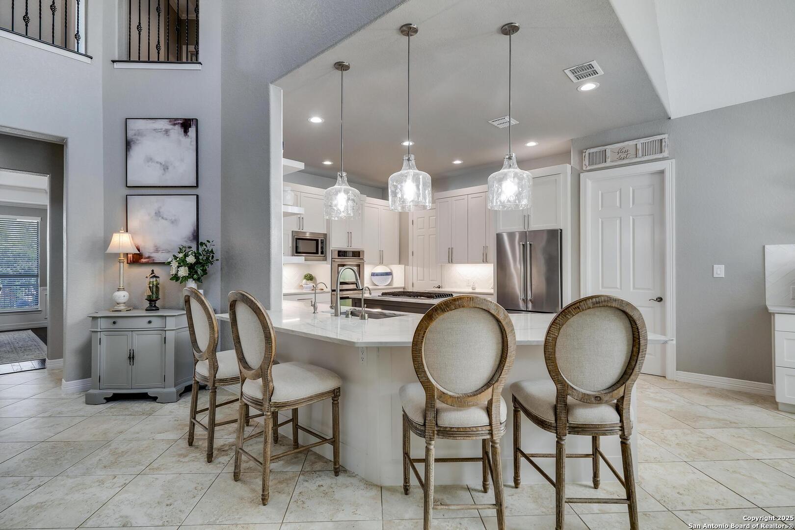 710 Rio Springs