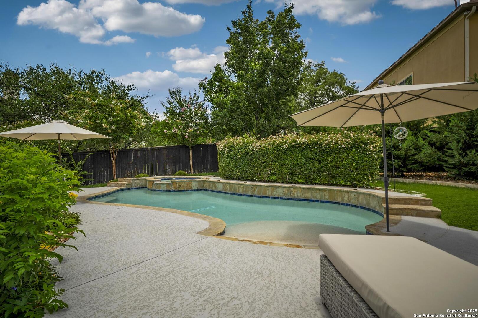 710 Rio Springs