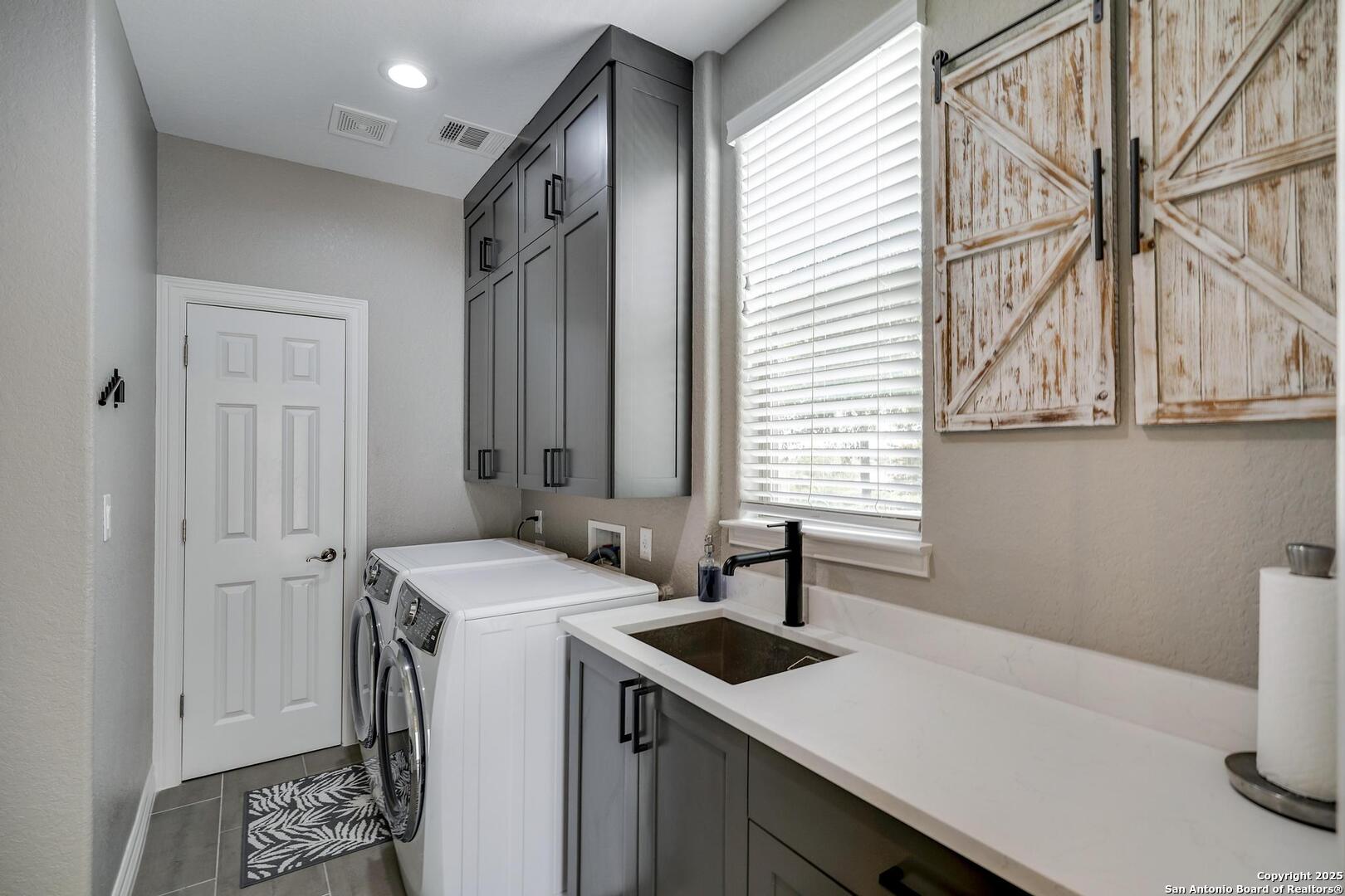 710 Rio Springs