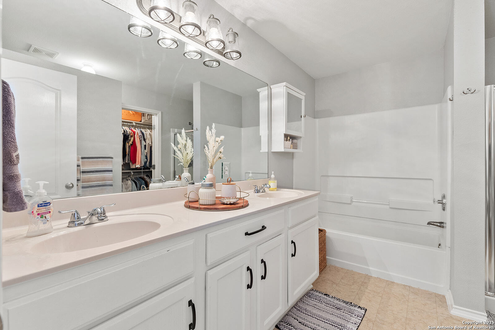 5503 Justin Cove